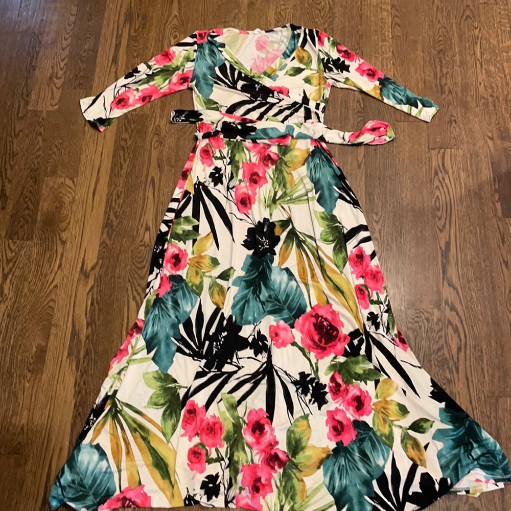 PinkBlush floral maxi dress-Medium